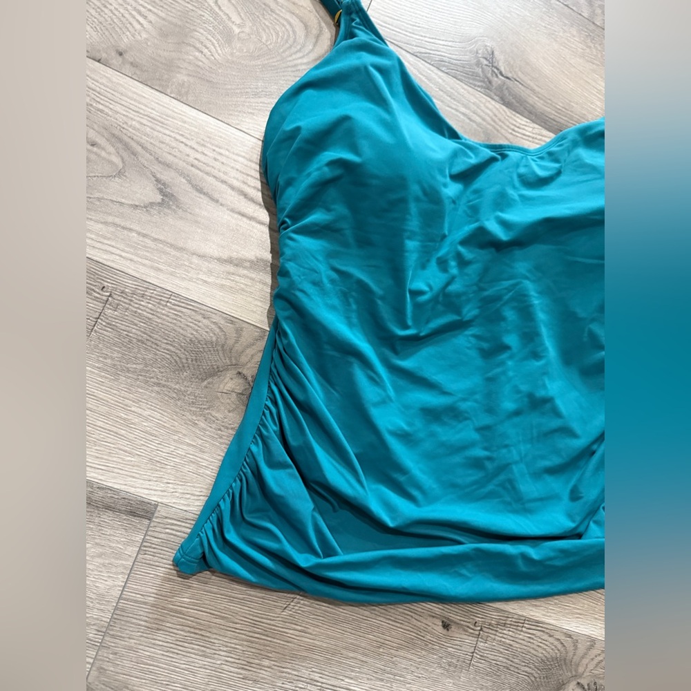 Bleu by Rod Beattie‎ Plus Size Scoop-Neck Tankini Top Women's Swimsuit 22W NWT - Picture 2 of 6